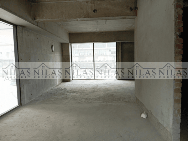 1st Floor Modern Commercial Space Ready for Rent