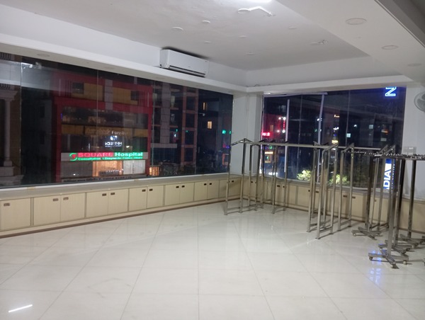 Commercial Office Space 2000 Sft Ready for Rent