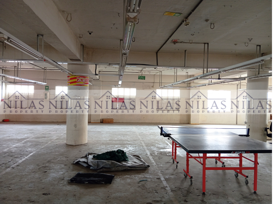 Open Floor 7000 Sqft Office Space Ready for Rent
