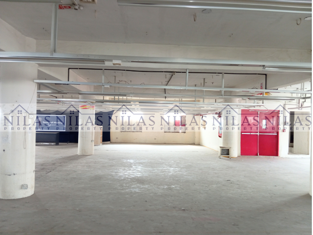 Open Floor 7000 Sqft Office Space Ready for Rent
