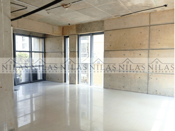 Luxury Commercial Office Space Ready for Rent in Banani